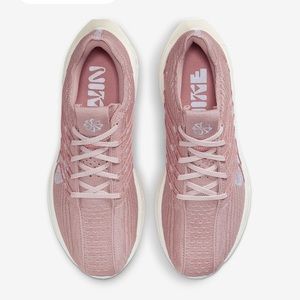 Nike Pegasus Turbo
Women's Road Running Shoes size 9 nude color flexible
